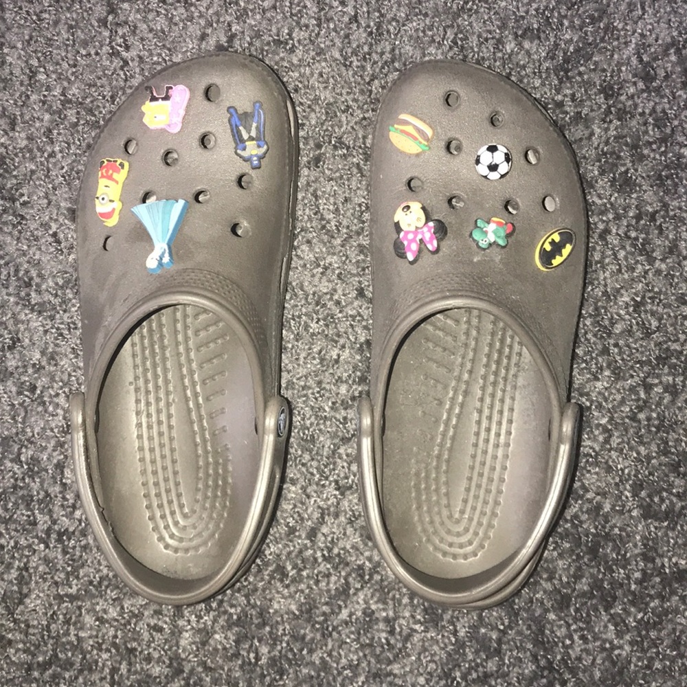 crocs size 10 women's 8 men's